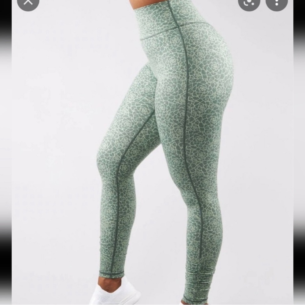 Buff Bunny Leggings